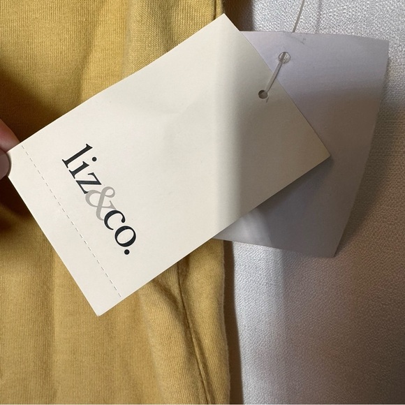 New NWT Liz & Co. Short Sleeve Yellow Henley Top XL Embroidered Liz Claiborne - Picture 4 of 8